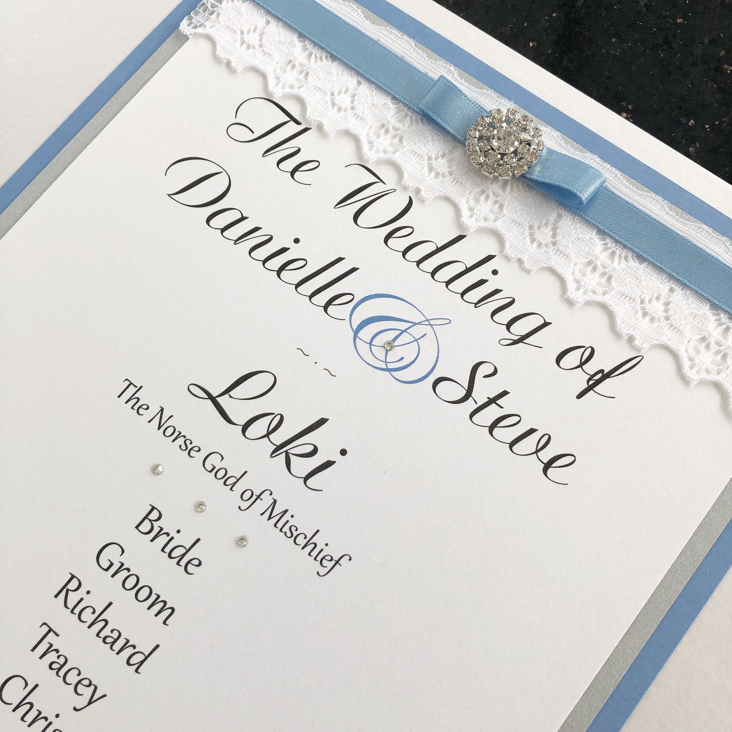 lace wedding table plan